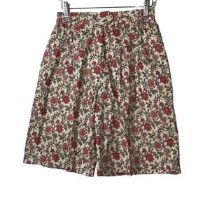 Vintage 90s high waisted  pleated shorts